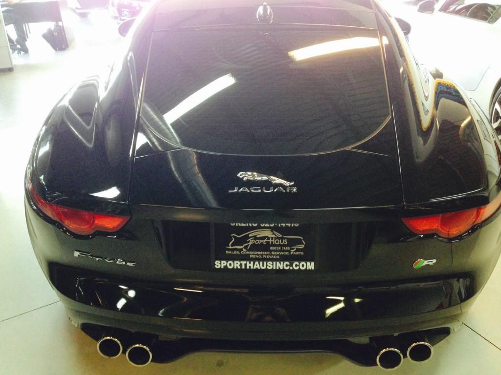 2015 Jaguar F-Type R V8