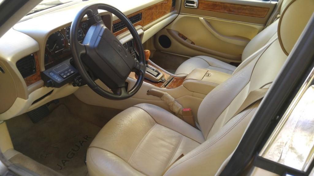 1994 Jaguar XJ12 Desert Car