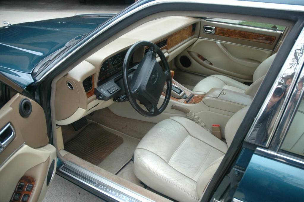 1994 Jaguar XJ12 6.0L V12