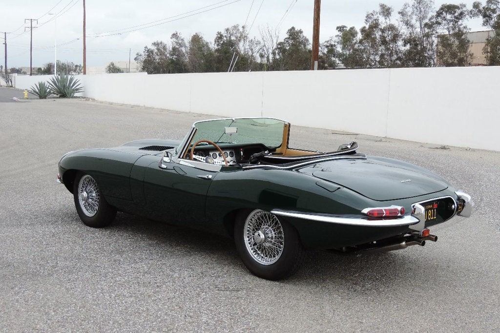 1963 Jaguar E Type roadster convertible