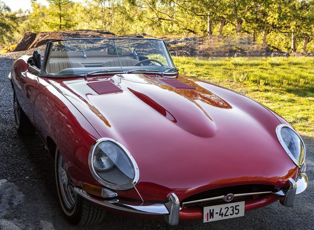 1965 Jaguar E-Type Series I Biscuit leather
