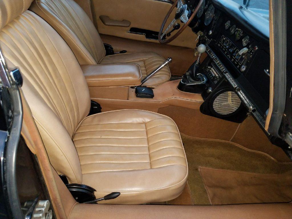 1970 Jaguar E Type FHC – very nice condition