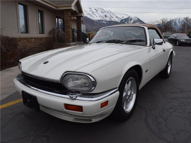 1995 Jaguar XJS With 49966 Miles, Creme Convertible Automatic Straight 6 Cylinder Engine