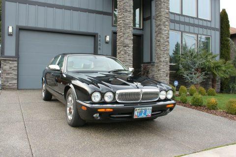 2002 Jaguar XJ8 for sale