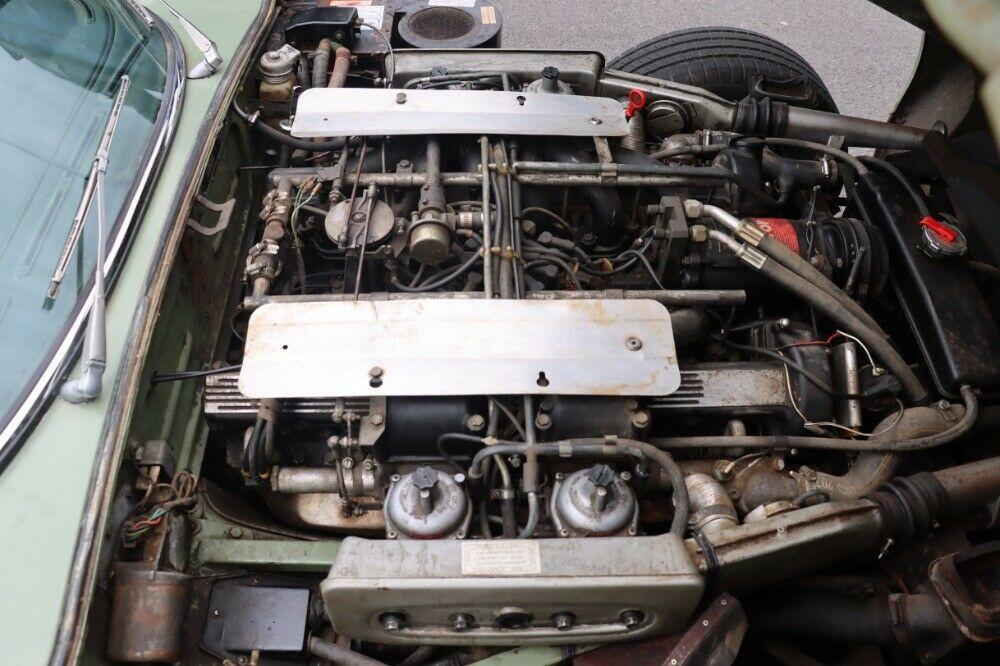 1972 Jaguar Series III V12 Roadster