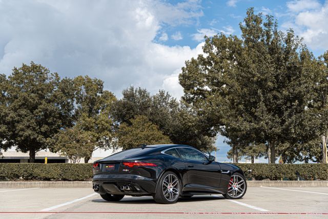 2016 Jaguar F-Type R
