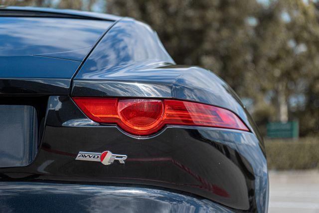 2016 Jaguar F-Type R
