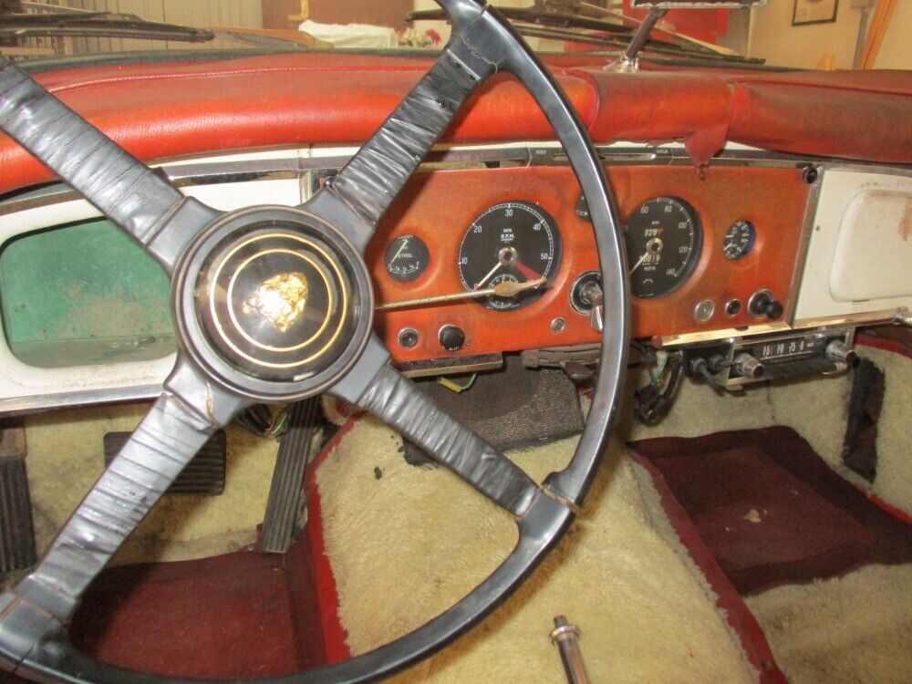 1959 Jaguar XK150 Roadster
