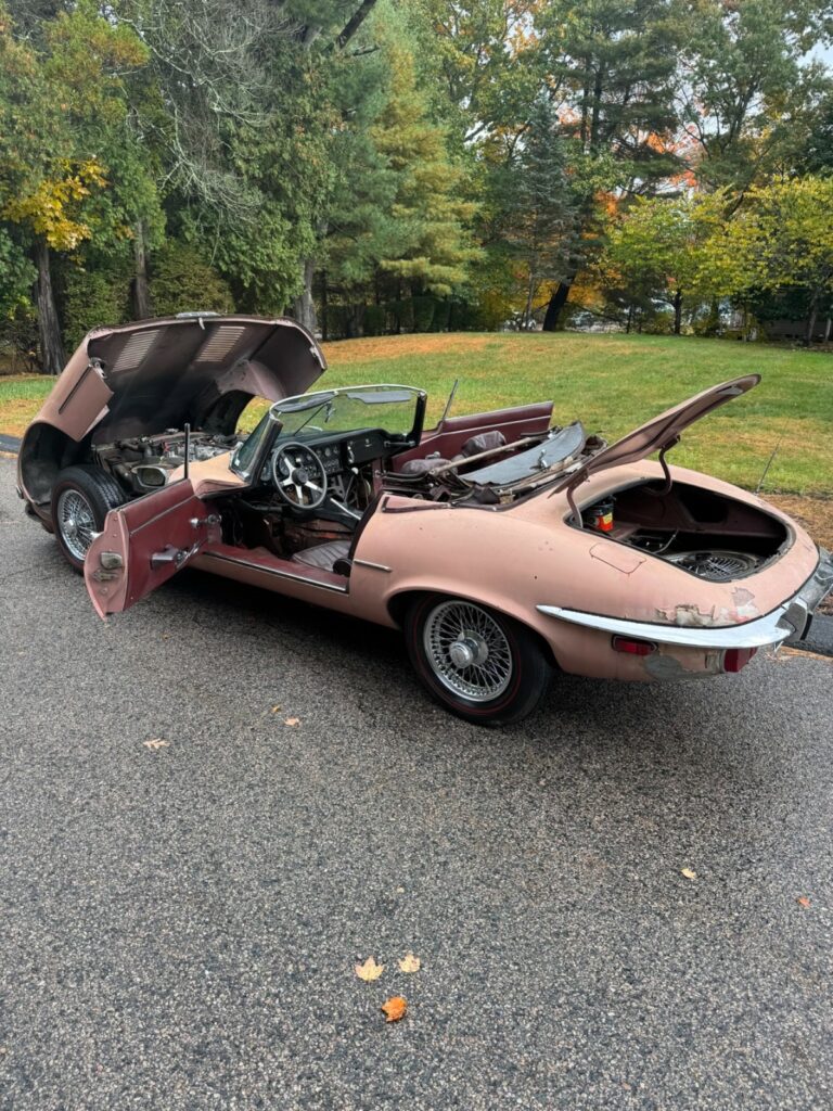 1973 Jaguar V-12 Series III E-Type/ XKE Roadster