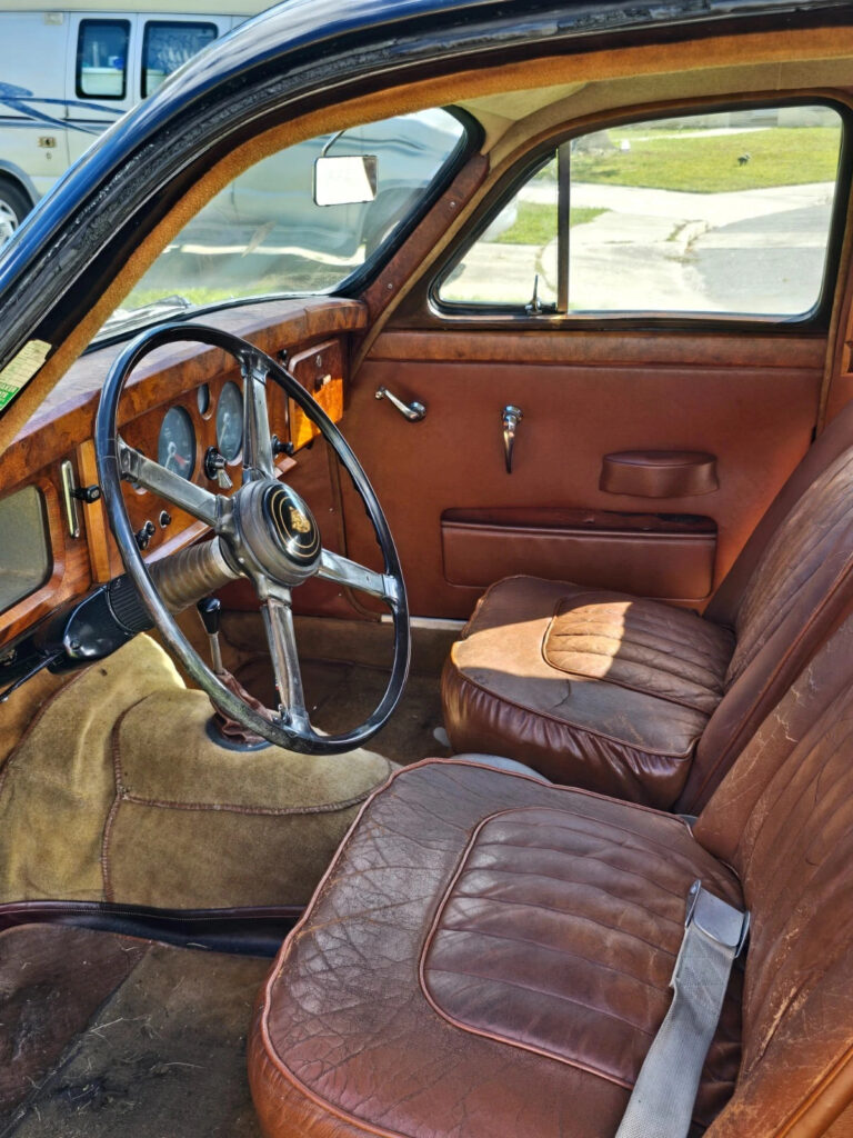 1957 Jaguar Mark 1, runs and drives. 3.4 litr XK Engine