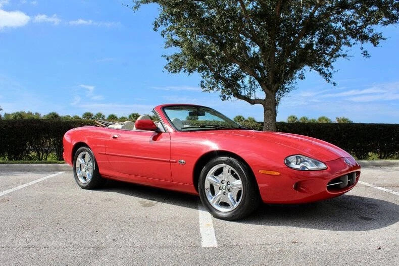 1999 Jaguar XK8 Convertible