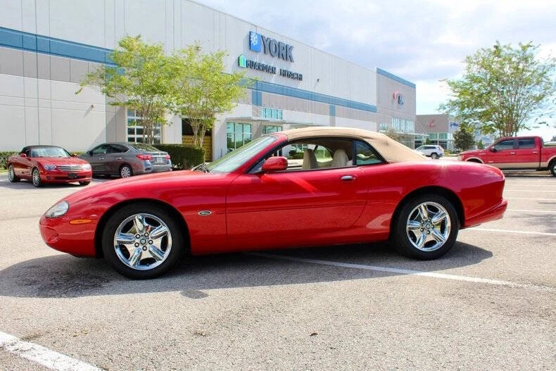 1999 Jaguar XK8 Convertible