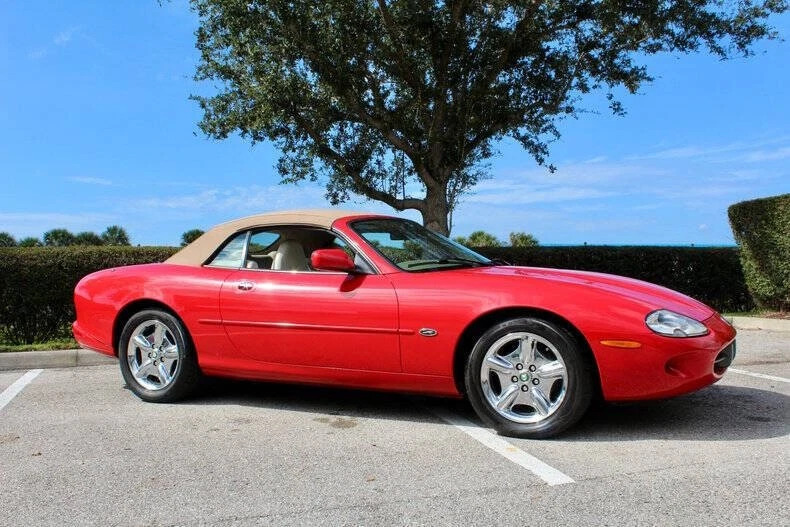 1999 Jaguar XK8 Convertible