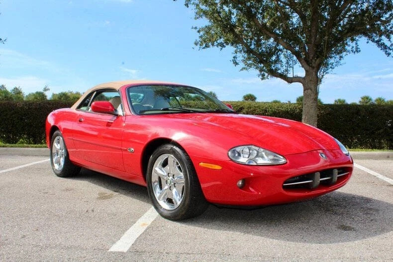 1999 Jaguar XK8 Convertible