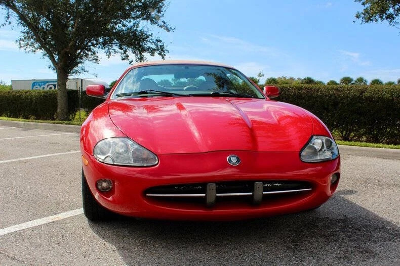 1999 Jaguar XK8 Convertible