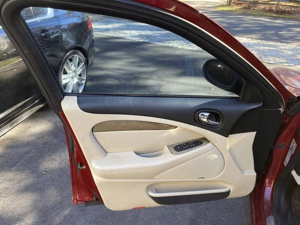 2003 Jaguar S Type R 2003 Supercharged 63,000 Original Miles Excellent Condition